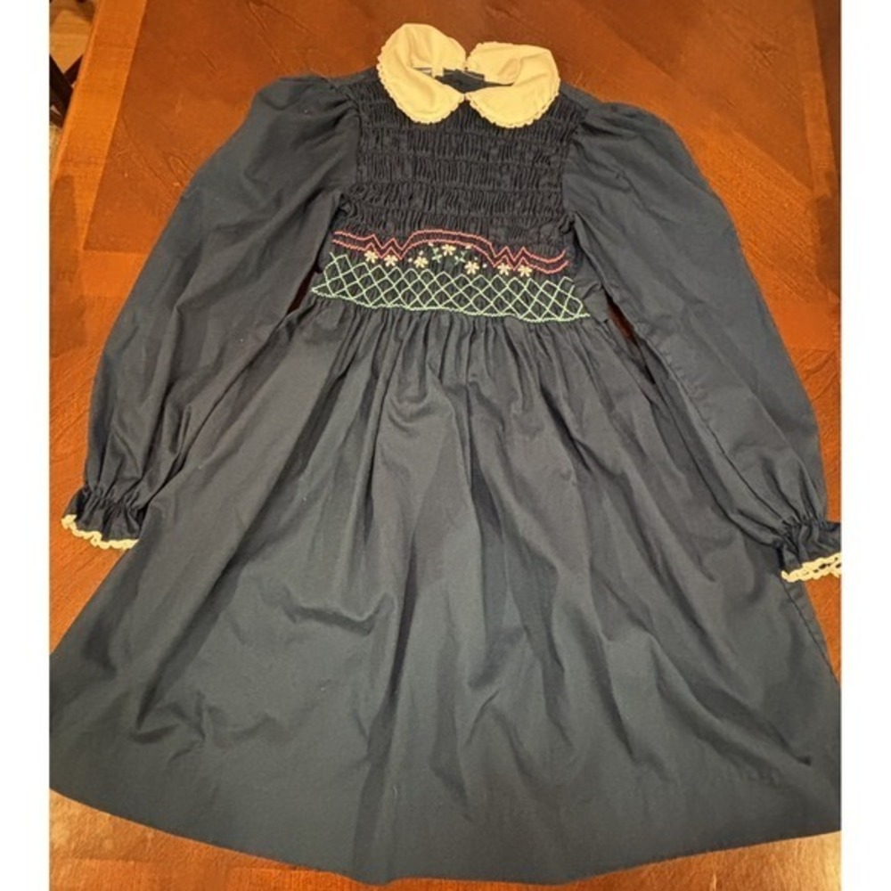 Vintage Polly Finders Blue Holiday Christmas Smocked Cottage‎ Core Dress Size 10